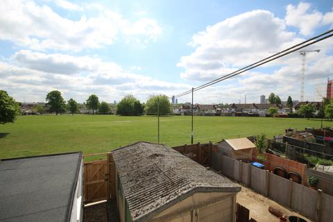 12a Kenmere Gardens, Wembley, HA0 1TE