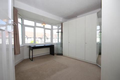 12a Kenmere Gardens, Wembley, HA0 1TE