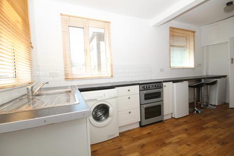 12a Kenmere Gardens, Wembley, HA0 1TE