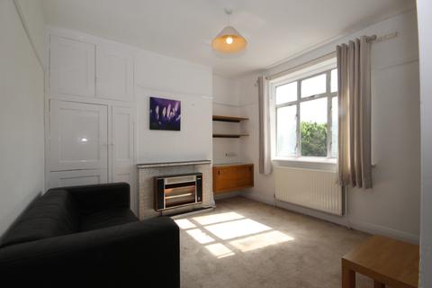 12a Kenmere Gardens, Wembley, HA0 1TE