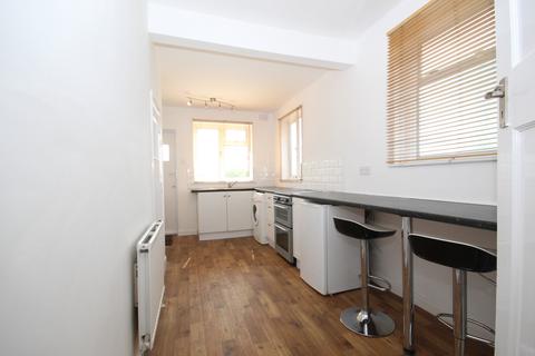 12a Kenmere Gardens, Wembley, HA0 1TE
