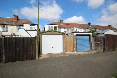 12a Kenmere Gardens, Wembley, HA0 1TE