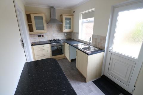 2 bedroom terraced house to rent, Hotham Road South, Hull