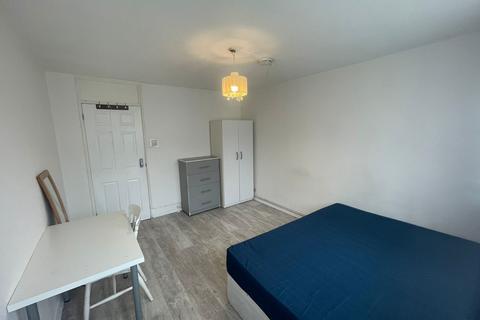 63 Clearbrook Way, London, E1 0SD
