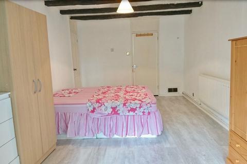 63 Clearbrook Way, London, E1 0SD