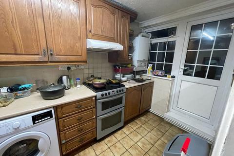63 Clearbrook Way, London, E1 0SD