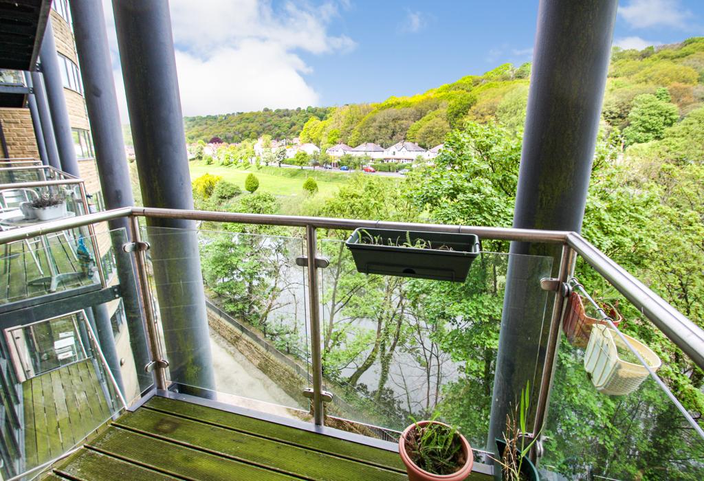 VM1 303 Victoria Mills, Salts Mill... 1 bed apartment £650 pcm (£150 pw)