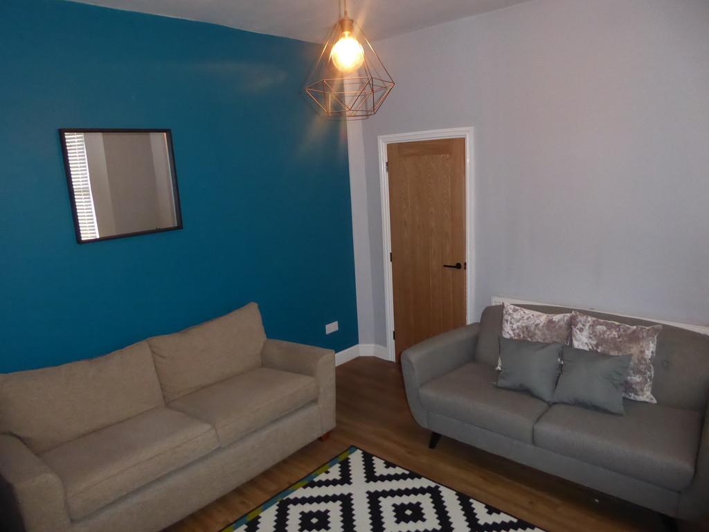 Southbank Road, Edge Hill, Liverpool 4 bed end of terrace house to rent