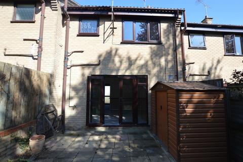 2 bedroom end of terrace house to rent, Avon Court, Bury St. Edmunds