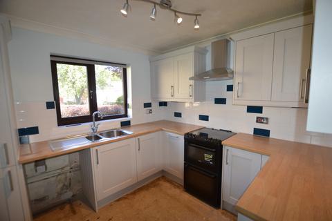 2 bedroom end of terrace house to rent, Avon Court, Bury St. Edmunds