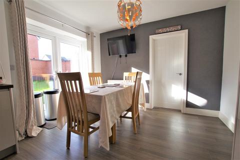 8 Fraser Drive, Bramshall, Uttoxeter, ST14 5EH