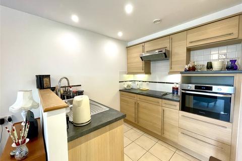 1 bedroom apartment for sale, Avenue Road, Lymington, Hampshire, SO41