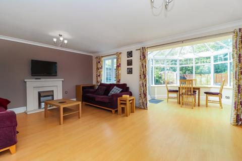 4 bedroom semi-detached house for sale - Popes Road, Abbots Langley, Herts, WD5