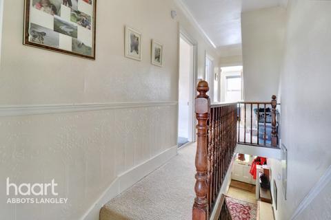 4 Abbots Road, Abbots Langley, WD5 0AZ