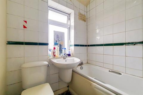 230 Valence Wood Road, Dagenham, RM8 3AD