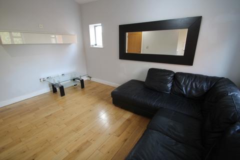 2 bedroom maisonette to rent, Gloucester Road, Horfield, Bristol