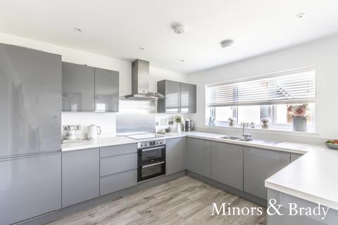 65 Sam Smith Way, Rackheath, Norwich, NR13 6TA
