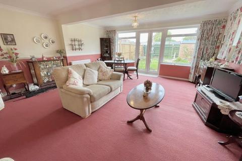 9 Brendon Way, Rustington, Littlehampton, BN16 3PN