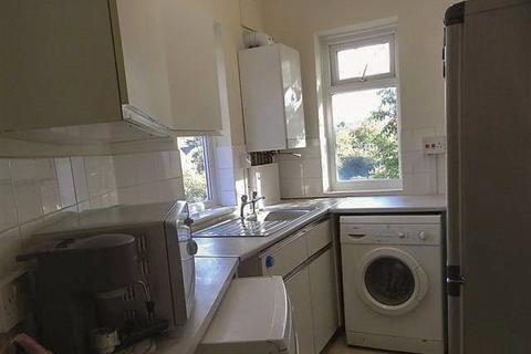 2 bedroom apartment for sale, Mays Lane, Barnet, Hertfordshire, EN5