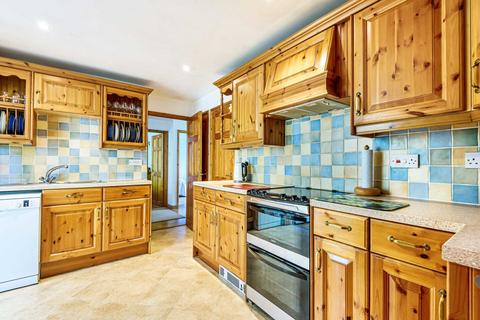 2 bedroom detached bungalow for sale, Cooks Lane, Axminster, Devon