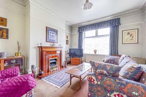 91 Dark Lane, Batley, WF17 7PW