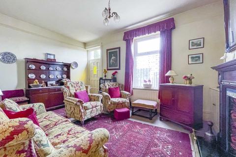 91 Dark Lane, Batley, WF17 7PW