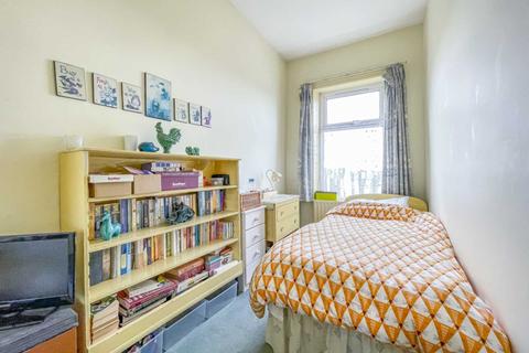 91 Dark Lane, Batley, WF17 7PW