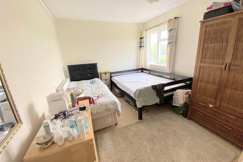 30a Forthlin Road, Allerton, Liverpool, L18 9TN