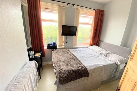 30a Forthlin Road, Allerton, Liverpool, L18 9TN