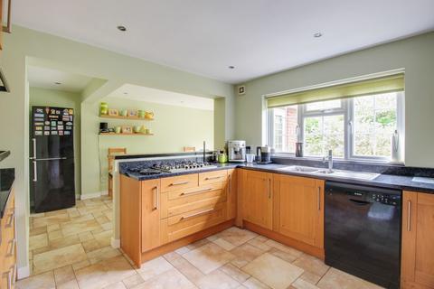 129 Cotefield Drive, Leighton Buzzard, LU7 3DN
