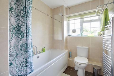 129 Cotefield Drive, Leighton Buzzard, LU7 3DN