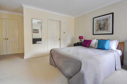 2 bedroom apartment to rent, Brew Tower Barley Way, Marlow SL7