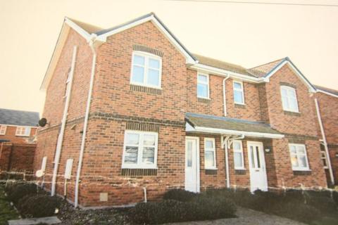 3 bedroom semi-detached house to rent - GORE ROAD, NEW MILTON, BH25 6RT