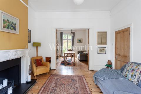 17 Trinity Road, London, N22 8LB
