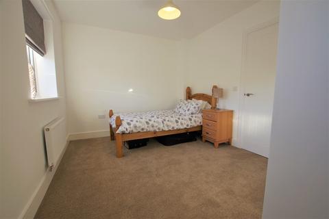 11 Dexter Drive, Bramshall, Uttoxeter, ST14 5FL
