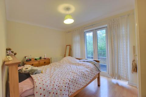 2 bedroom apartment for sale - Chatsworth Mews, Watford