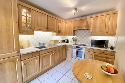 2 bedroom semi-detached bungalow for sale - Wood Green, Driffield