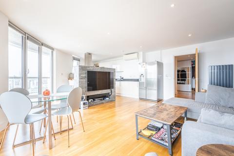2 bedroom apartment for sale, Quadrant Walk, London E14