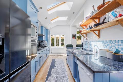 undefined, Wavendon Avenue, Chiswick, London