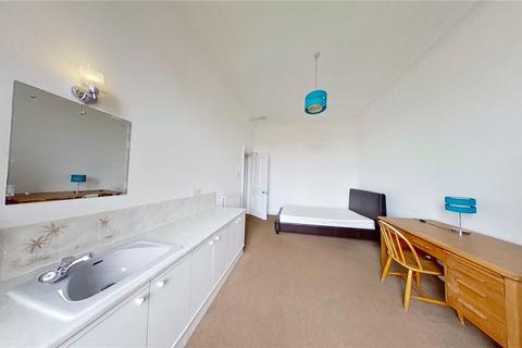 4 bedroom flat to rent, Strathearn Road, Edinburgh, EH9