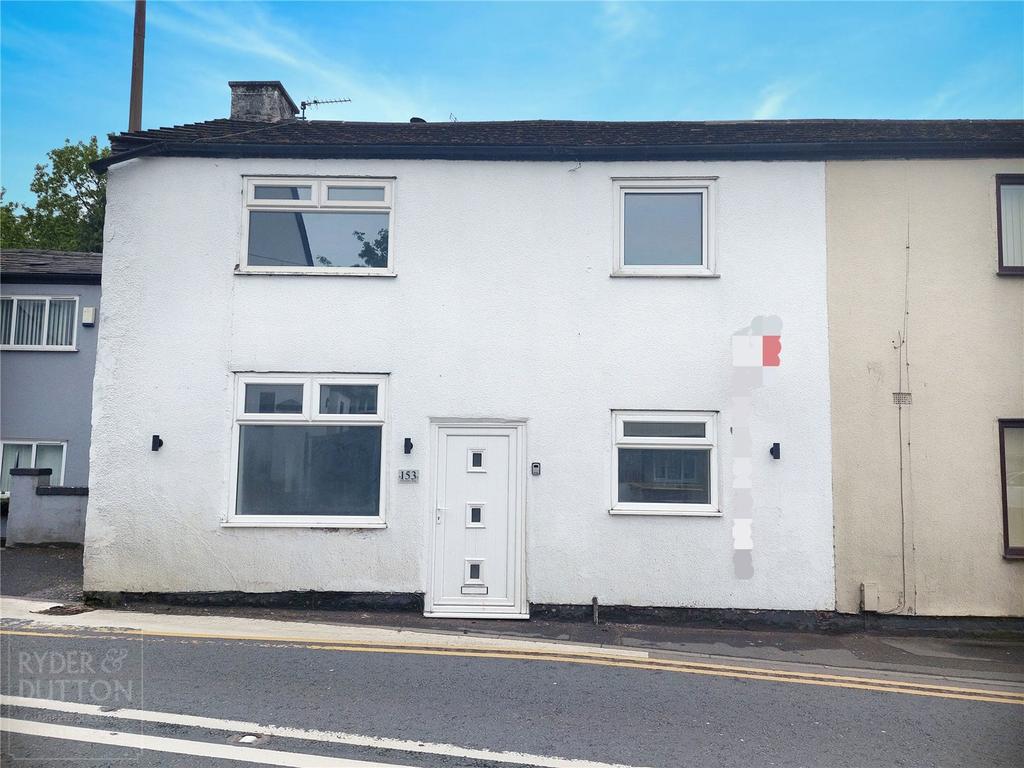 Newmarket Road, AshtonunderLyne... 2 bed terraced house £750 pcm (£