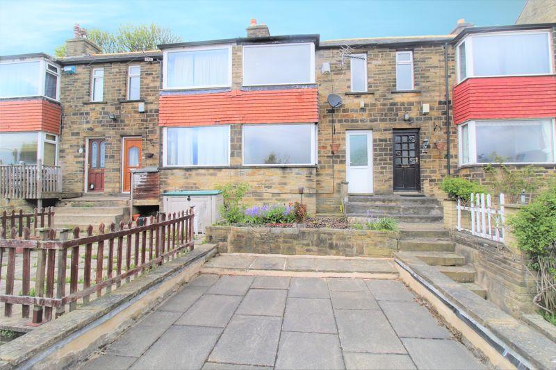 Hazelhurst Brow, Heaton, Bradford, BD9 6AQ 3 bed townhouse £124,444