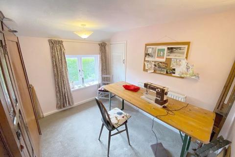 21 Bread Street, Warminster, BA12 8DF