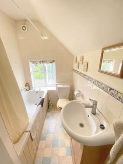 21 Bread Street, Warminster, BA12 8DF