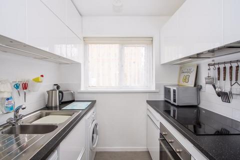1 bedroom bungalow for sale - Lapwing Close, Penarth