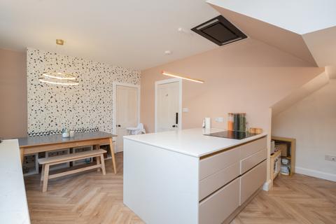 Ewenburn Gwydyr Road, Crieff, PH7 4BS