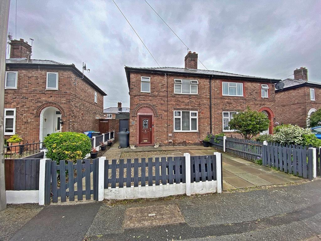 Tilston Avenue, Warrington, WA4 3 bed semidetached house £185,000
