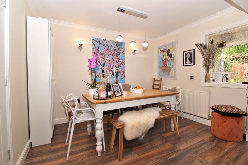 Glenelg Mews, Walsall, WS5 3LG 4 bed terraced house £300,000