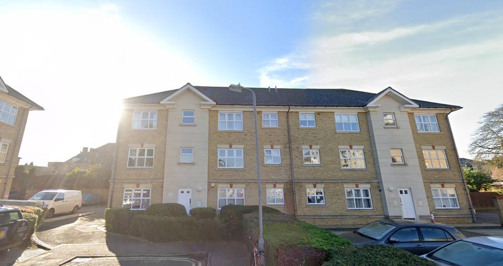 Stapleford Close, Chelmsford, CM2 1 bed apartment £775 pcm (£179 pw)