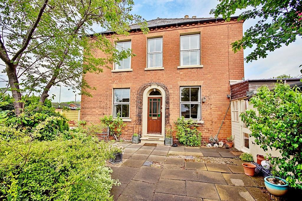 Vine Street, Northwick, Worcester, WR3 2 bed end of terrace house £